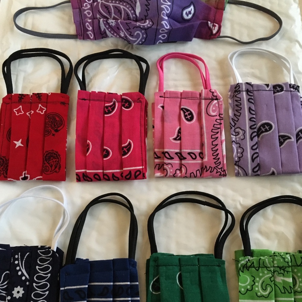 Face mask (4 Pack) - Picture 2 of 5